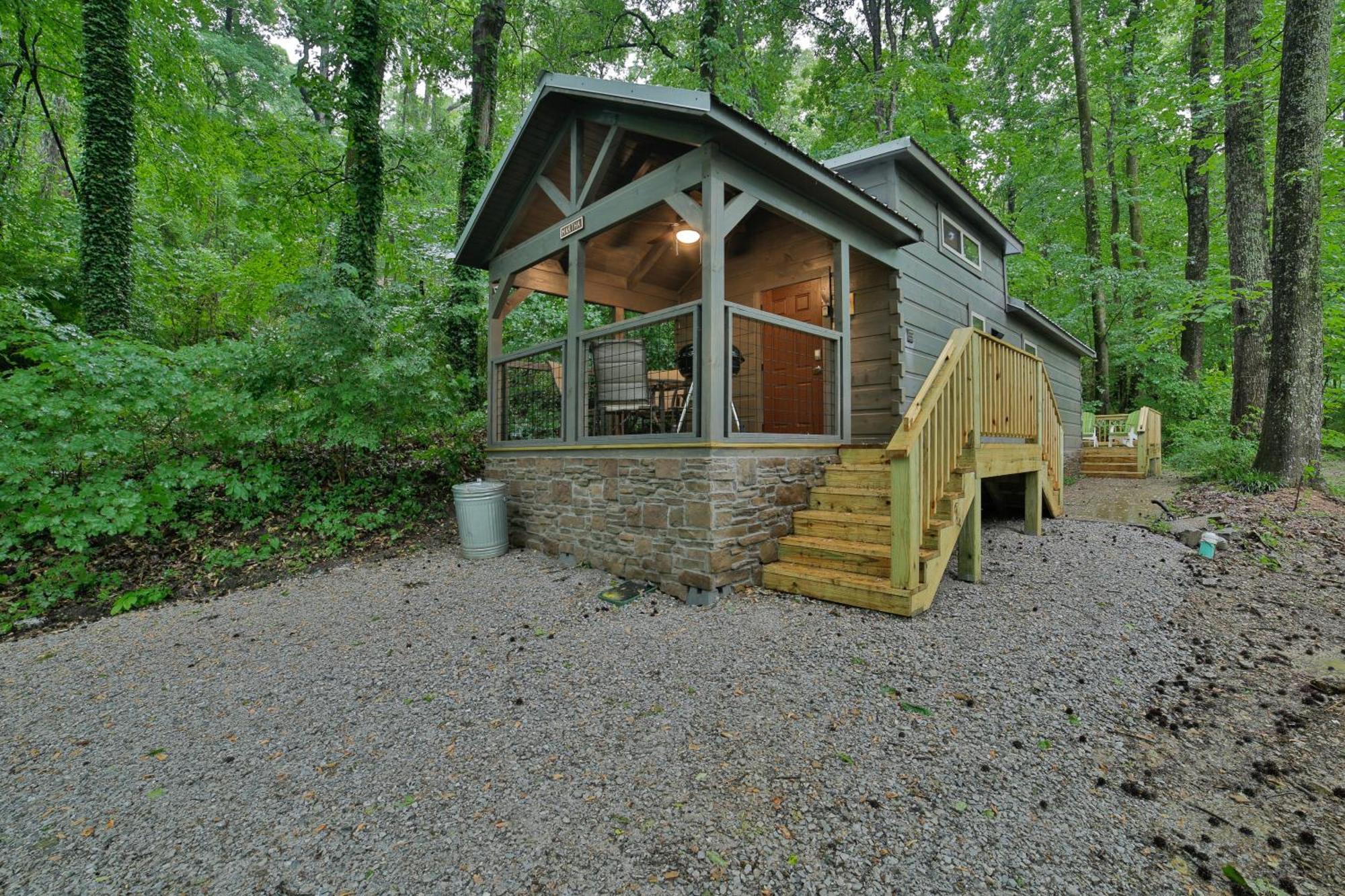 Martha Cabin Tiny Cabin By Downtown Чаттануґа Екстер'єр фото